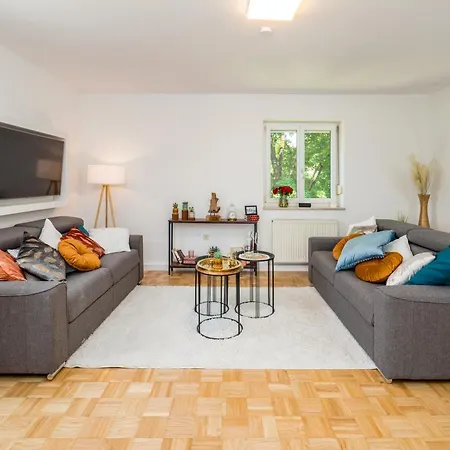 Apartmán Og1 R Mit Balkon 15min Bis Salzburg Freilassing